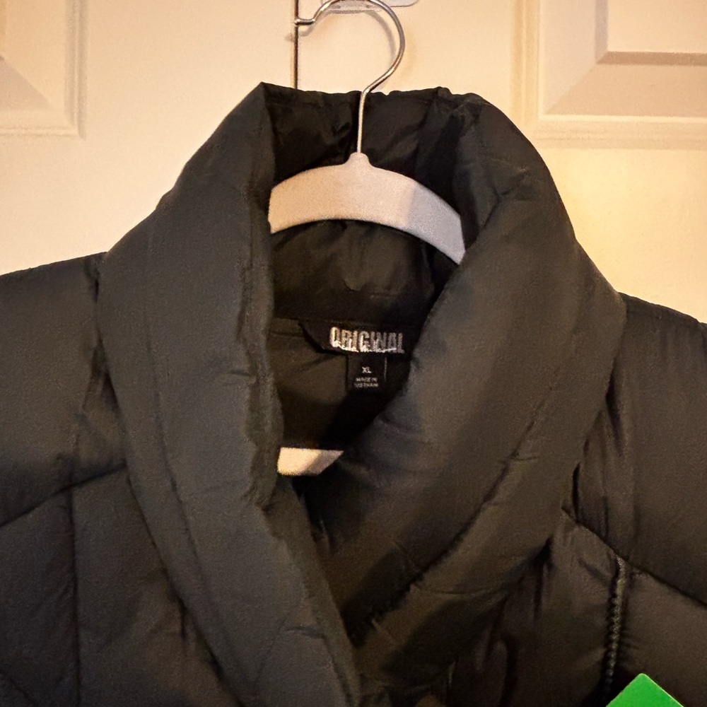 Nicole Miller Quilted Black Vest - Picture 2 of 2
